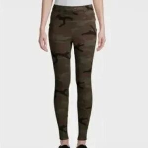TIME AND TRU Hi Rise PULL ON‎ Camouflage Jeggings Sz L (12-14) Camo Leggings NWT